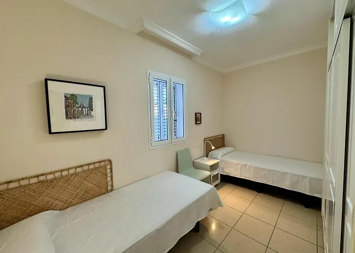 Mesa Y Lopez Apartmán *