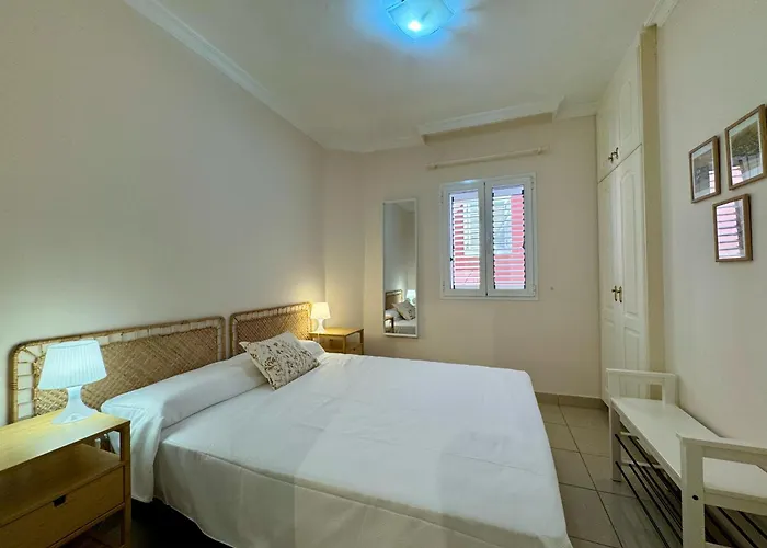 Mesa Y Lopez Apartmán