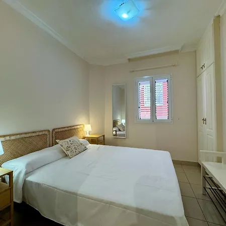 Mesa Y Lopez Apartment
