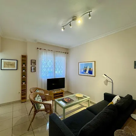 Mesa Y Lopez - By Gestion Vacacional Canarias